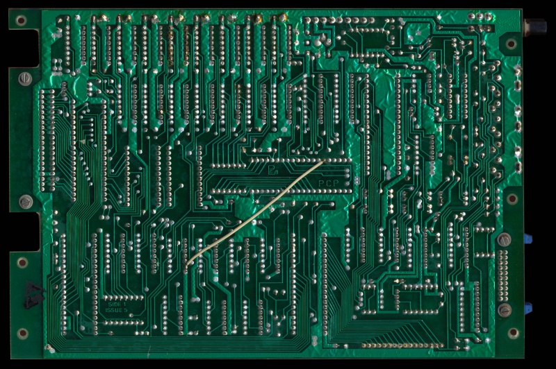 File:Dragon32 Mk2 Issue5A PCB Bottom.jpg